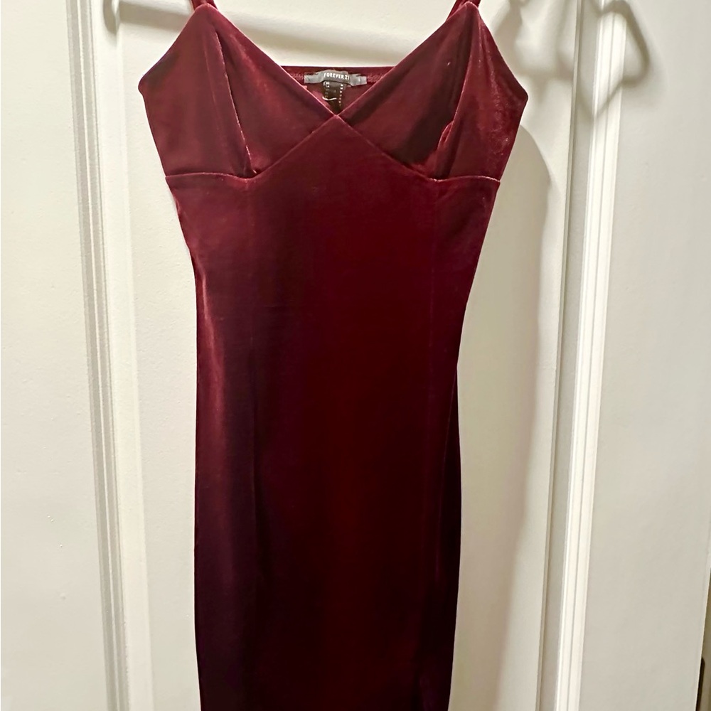 Forever 21 Strapless Burgundy Velvet Dress